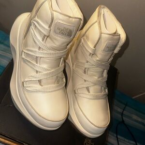 The North Face Women's White Winter Boots
